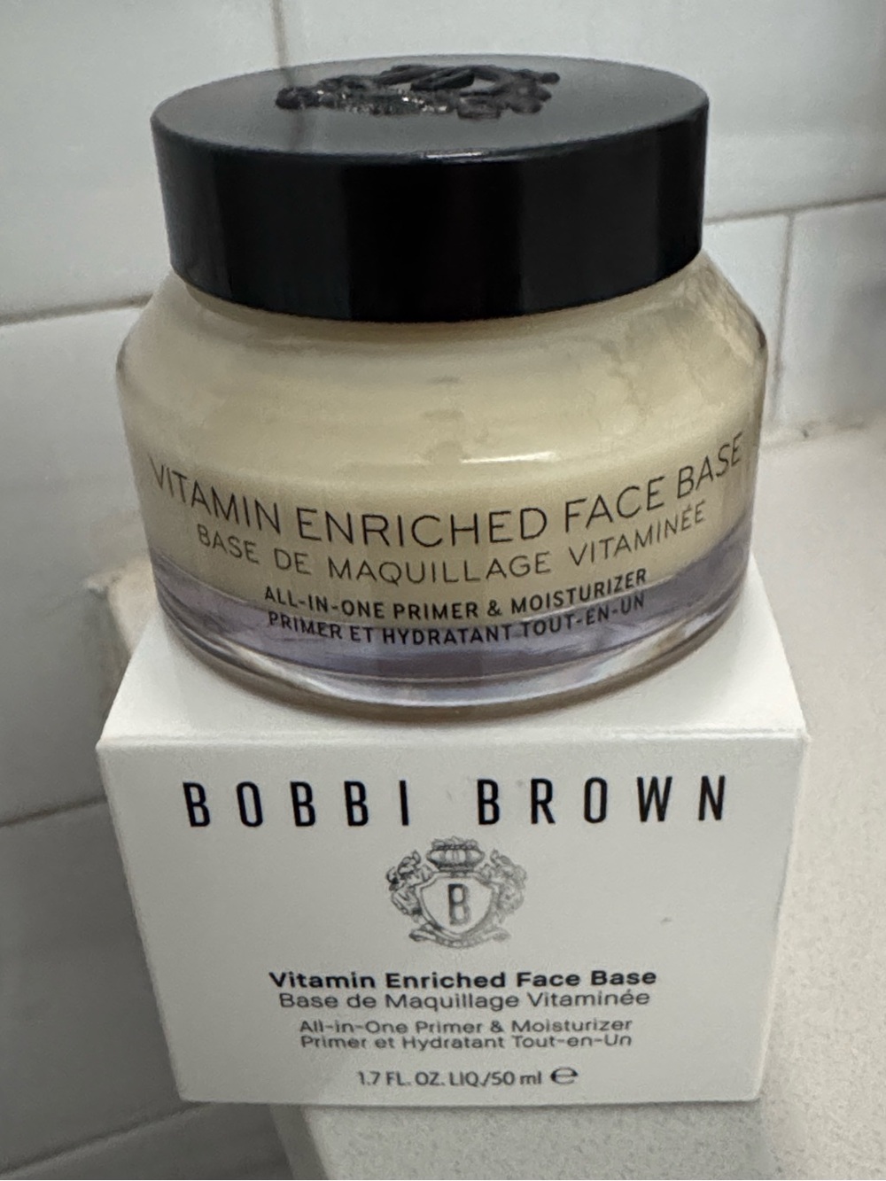 Bobbi Brown Vitamin Enriched face base NIB